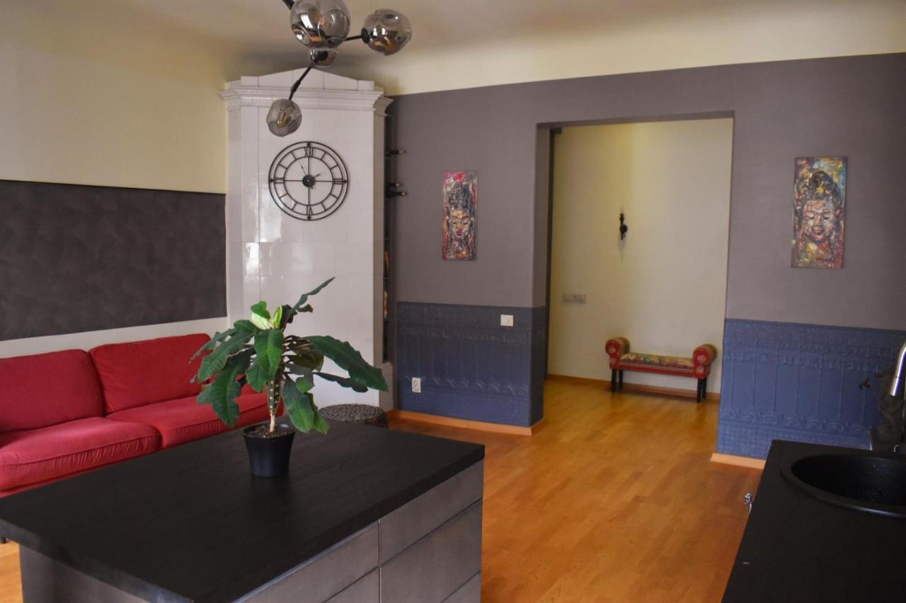 Perfectly Central Apartment 5 Min To Old Town & Art Noveau. Riga Luaran gambar